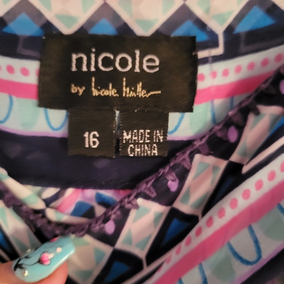 Size 16 Nicole Miller chiffon sheer top with tie sleeves - Picture 3 of 4